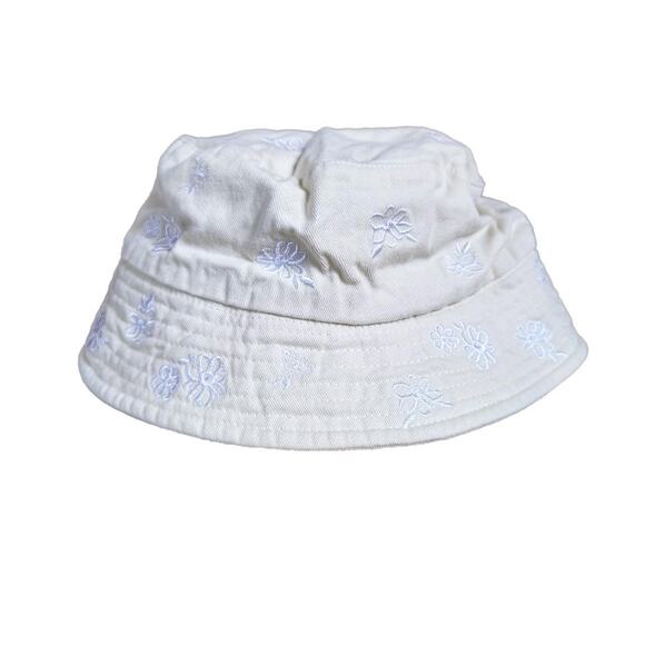 Forever 21 Accessories - FOREVER 21 PASTEL FLORAL EMBROIDERY YELLOW BUCKET HAT SUMMER BEACH VACATIONS